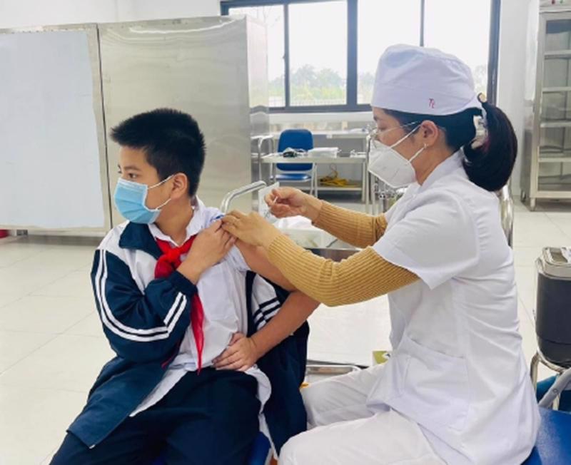 Sáng 19/11: Việt Nam đã tiêm hơn 263 triệu liều vaccine COVID-19, vẫn còn hàng hoạt tỉnh, thành tiêm chậm