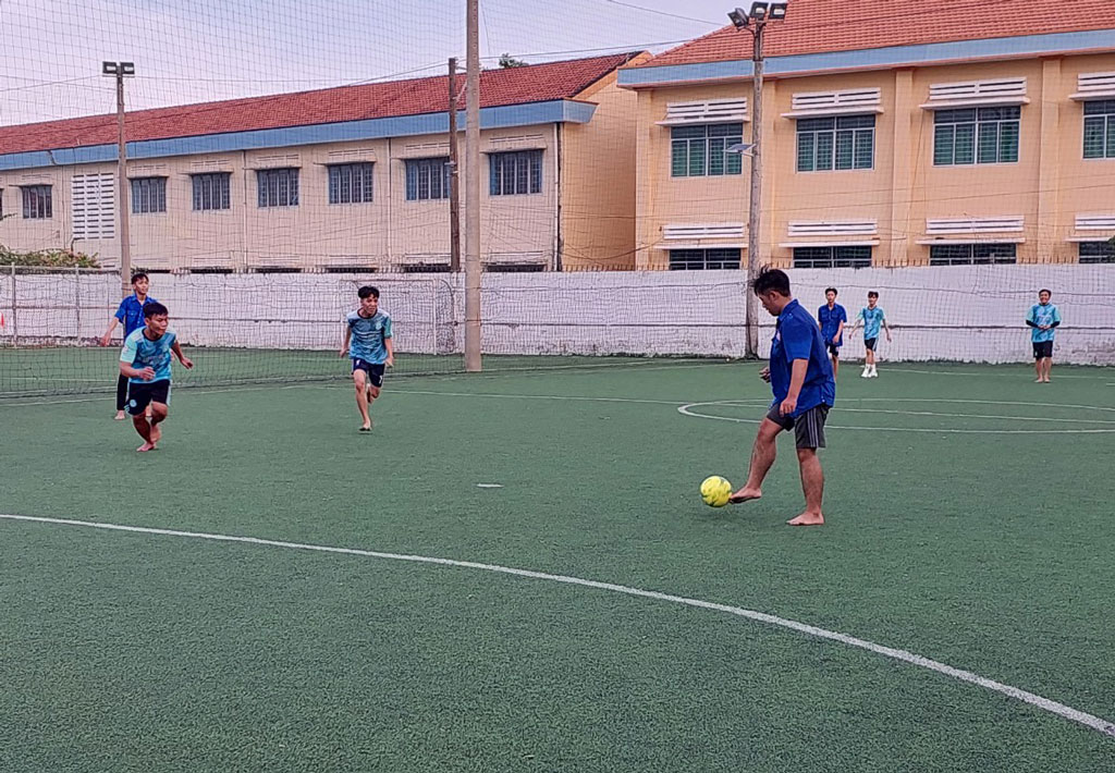 'Chấm dứt dịch AIDS - Thanh niên sẵn sàng!'