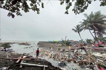 Floods in Philippines leave 51 dead Floods in Philippines leave 51 dead