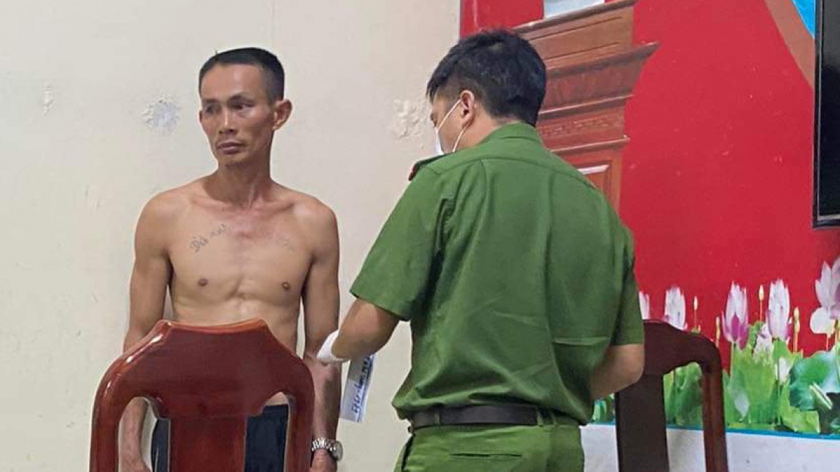 Rút Dao Đâm Bạn Nhậu: Đối Tượng Ở Hải Phòng Bị Tạm Giữ 11 Rút Dao Đâm Bạn Nhậu: Đối Tượng Ở Hải Phòng Bị Tạm Giữ
