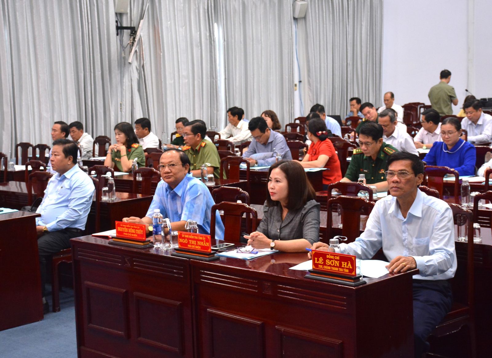 'Không dừng, không nghỉ, không chùng xuống' trong kiểm tra, giám sát và thi hành kỷ luật Đảng