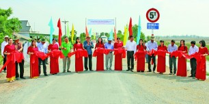 Vĩnh Hưng: Mở đường, xây cầu cho vùng quê phát triển