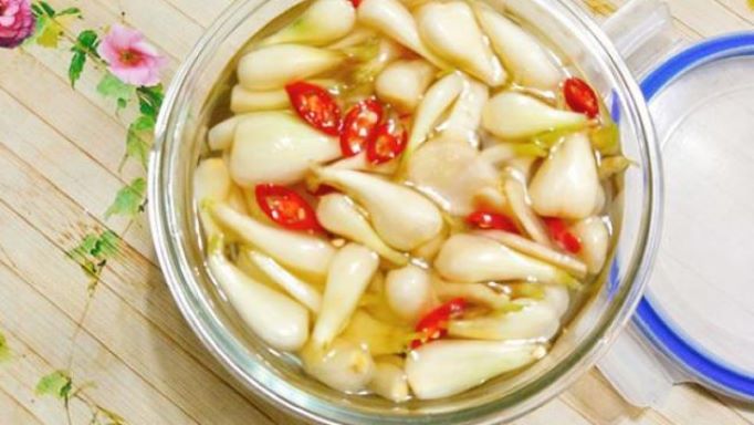 Dưa hành giúp tiêu hóa tốt, những người nào không nên ăn?
