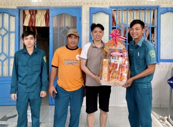 Thanh niên Bến Lức háo hức chờ ngày lên đường nhập ngũ