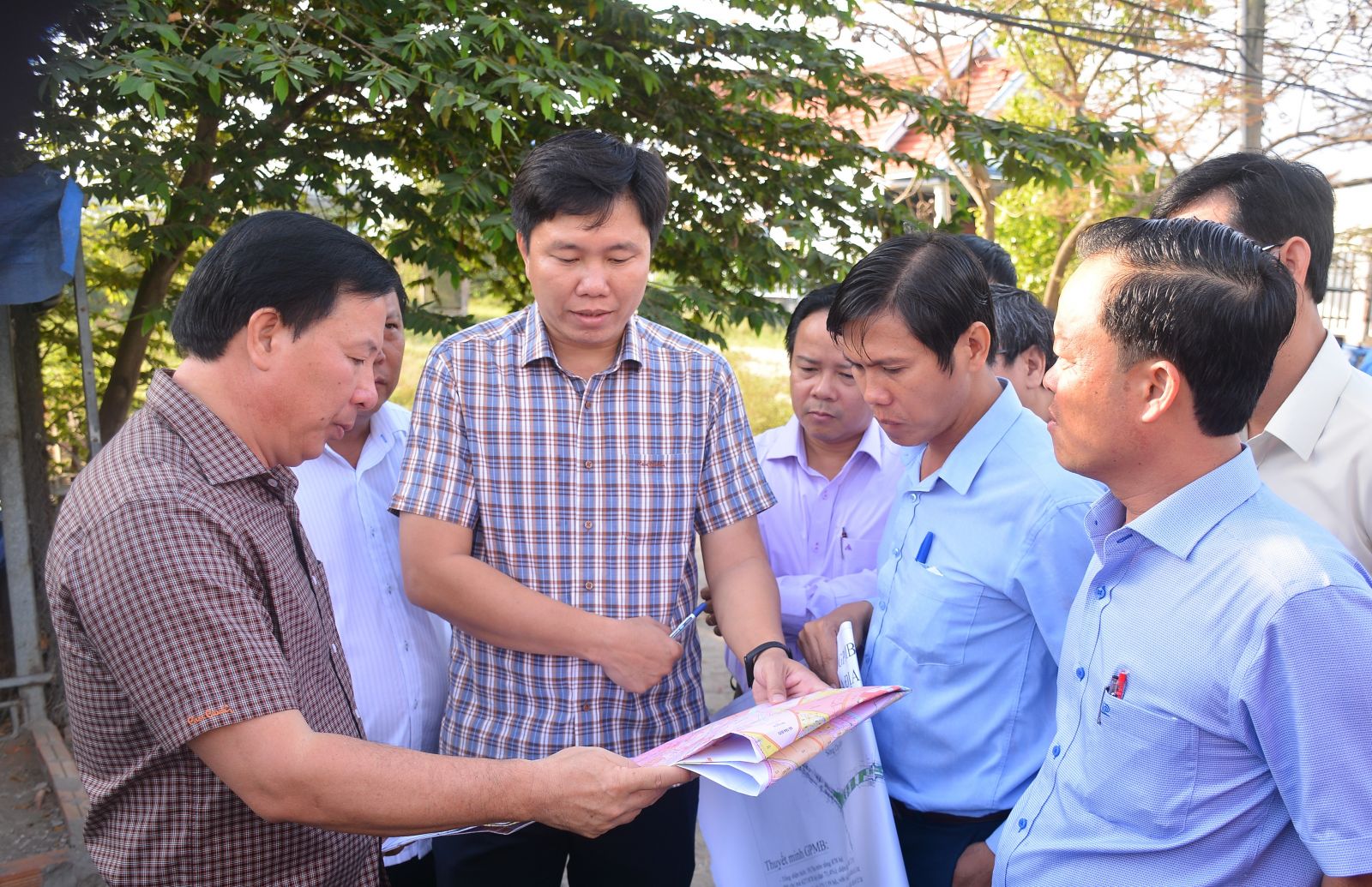 Secretary of Long An Provincial Party Committee - Nguyen Van Duoc surveys key traffic projects