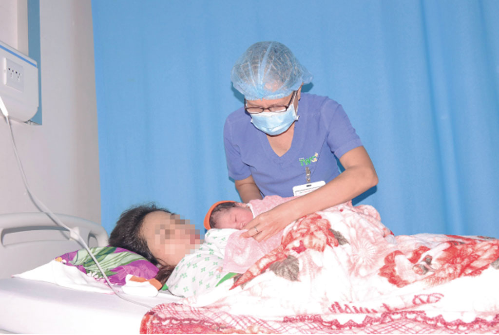 Những 'người mẹ' thầm lặng