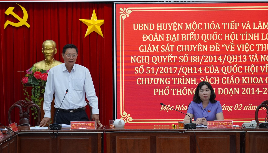 Đoàn đại biểu Quốc hội tỉnh Long An giám sát về đổi mới chương trình, sách giáo khoa giáo dục phổ thông