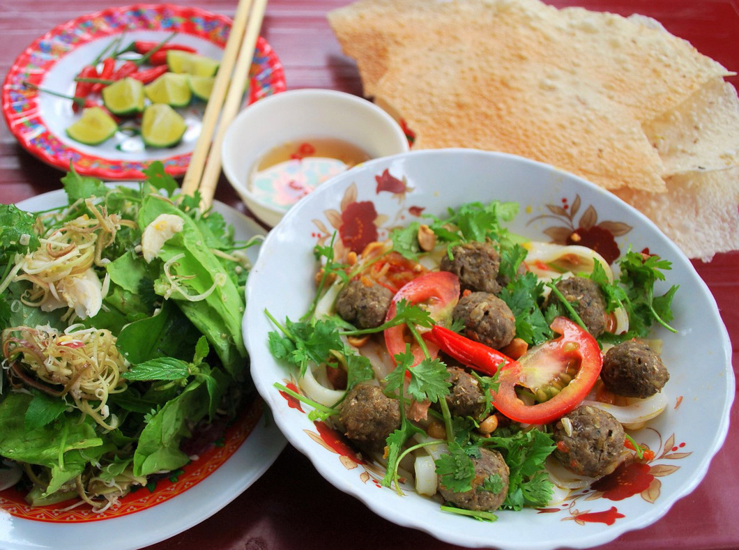 Cá mòi hương vị khỏi chê, chiên giòn nhắm rượu là mê ly liền