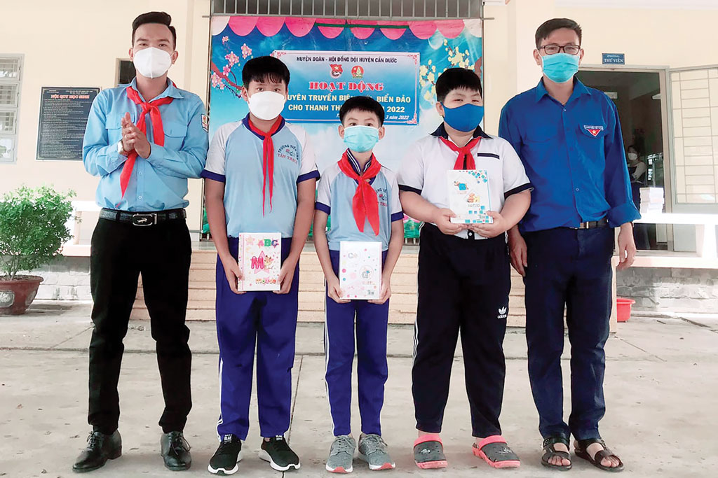Phát huy truyền thống vẻ vang của Đoàn Thanh niên Cộng sản Hồ Chí Minh