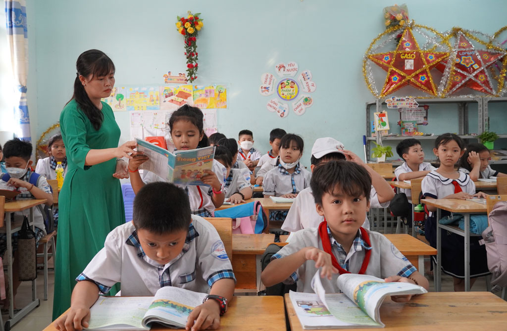 Đổi mới chương trình, sách giáo khoa - Bước tiến lớn của ngành Giáo dục và Đào tạo