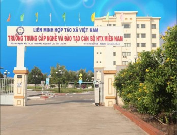 Thu hồi giấy phép đào tạo lái xe ô tô Trường Trung cấp Nghề và Đào tạo cán bộ Hợp tác xã Miền Nam