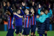Thắng 'siêu kinh điển', Barca thẳng tiến đến vô địch