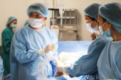 Lập Hội đồng cấp nhà nước xét tặng danh hiệu thầy thuốc