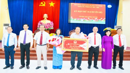 HĐND huyện Cần Giuộc tổ chức Kỳ họp lần thứ 10 HĐND huyện Cần Giuộc tổ chức Kỳ họp lần thứ 10