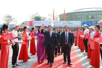 PM attends national startup festival for students