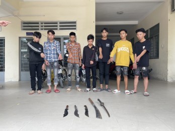 Bắt giữ nhóm thanh niên xông vào hội chợ đập phá tài sản, đòi tiền bảo kê