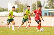 Bỏ lỡ hàng loạt cơ hội, U19 Long An hòa đáng tiếc truớc U19 Cần Thơ