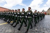 Tổng thống Nga Vladimir Putin ký sắc lệnh về nghĩa vụ quân sự