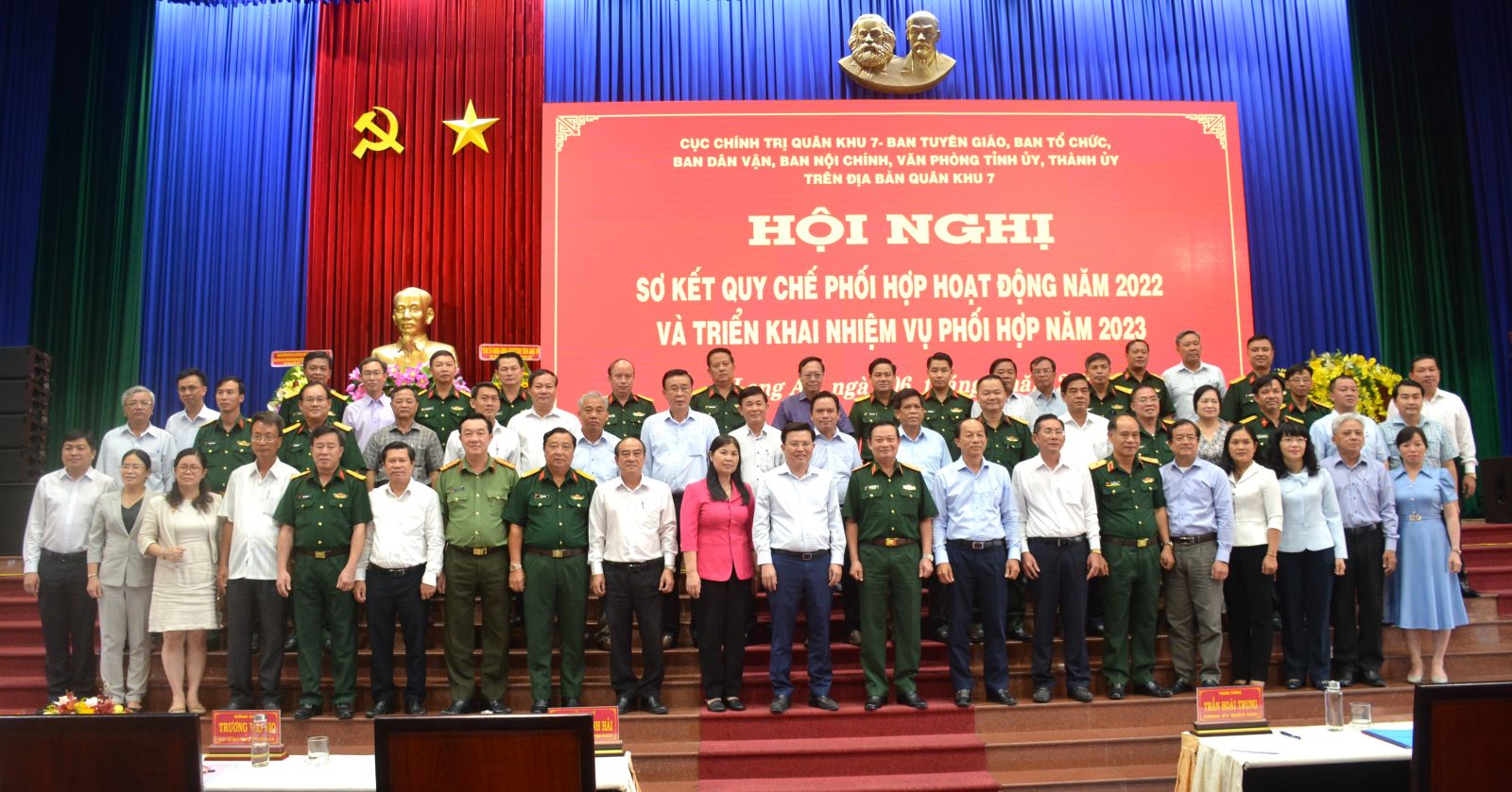 Nâng cao hiệu quả phối hợp giữa Cục Chính trị Quân khu 7 với các cơ quan tham mưu Tỉnh ủy, Thành ủy