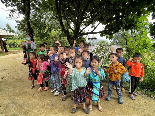 Làm gì để loại ô nhiễm rác thải, trả lại môi trường xanh cho du lịch?