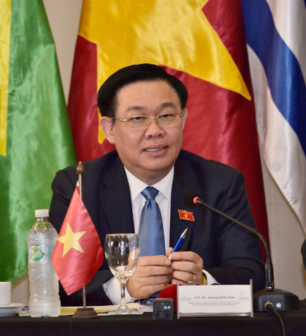 Chủ tịch Quốc hội Vương Đình Huệ hội đàm với Lãnh đạo Nghị viện Khối Thị trường chung