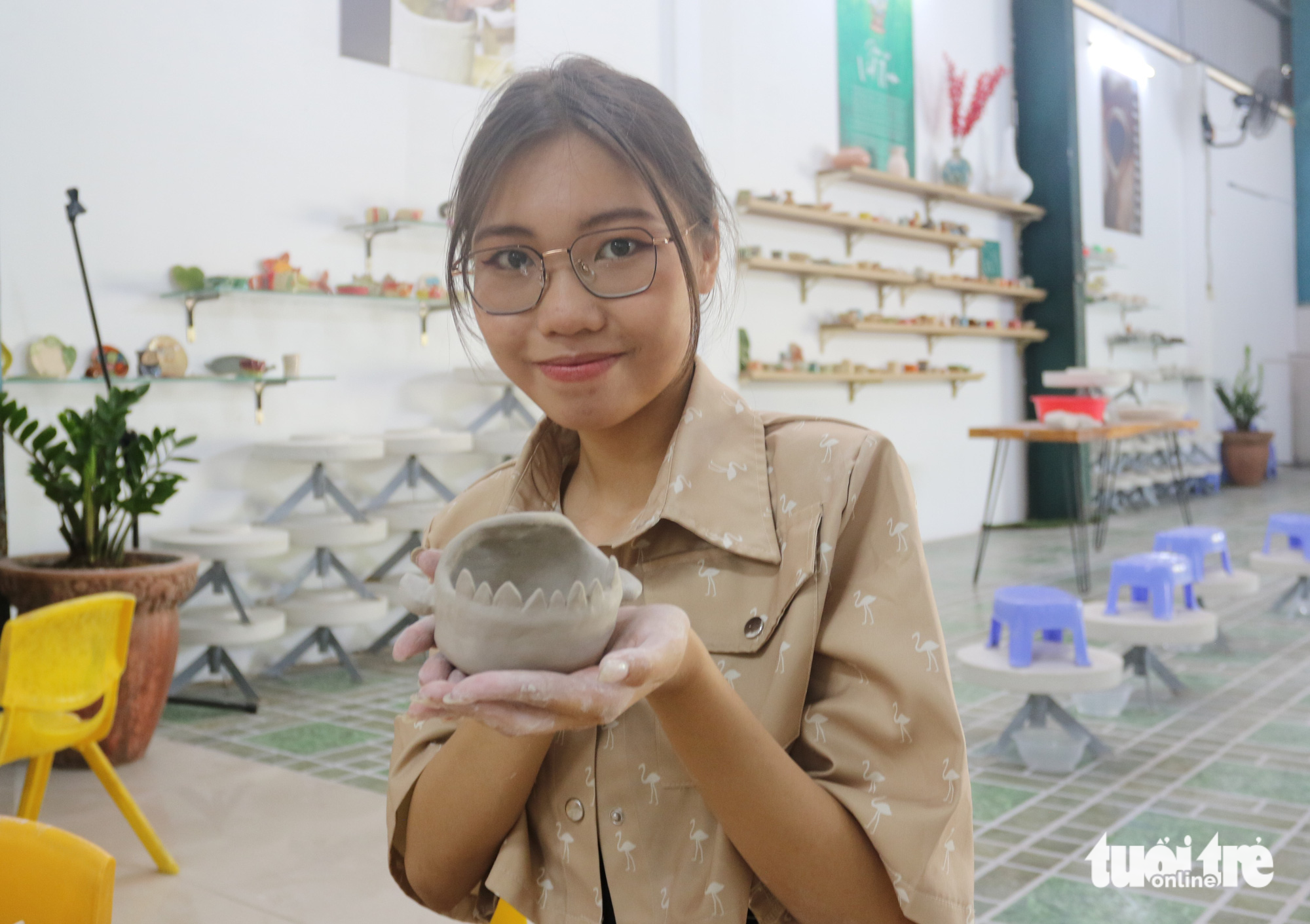 Trải nghiệm làm thợ gốm Bát Tràng ở Cần Thơ