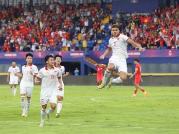 SEA Games 32: Vietnam men's football team defeat Singapore