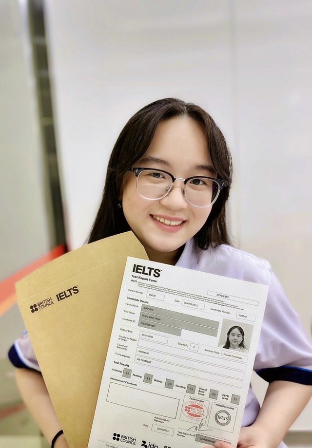 Nữ sinh lớp 12 tự ôn IELTS và đạt 8.0 điểm ngay lần thi đầu tiên