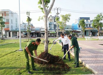 Tân An phát động 'Trồng cây đời đời nhớ ơn Bác Hồ'