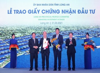 Nhà đầu tư dự án nhà máy điện khí LNG Long An I và Long An II đang tích cực thực hiện các thủ tục để triển khai dự án