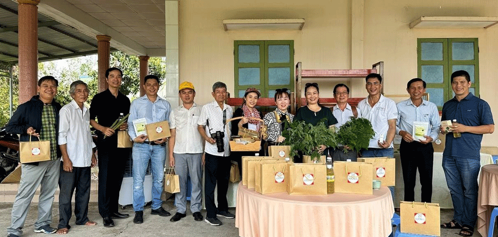 Phát triển sản phẩm OCOP gắn với du lịch