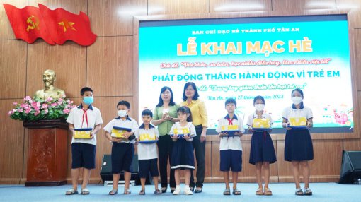 TP.Tân An khai mạc hè và phát động Tháng hành động vì trẻ em năm 2023 TP.Tân An khai mạc hè và phát động Tháng hành động vì trẻ em năm 2023