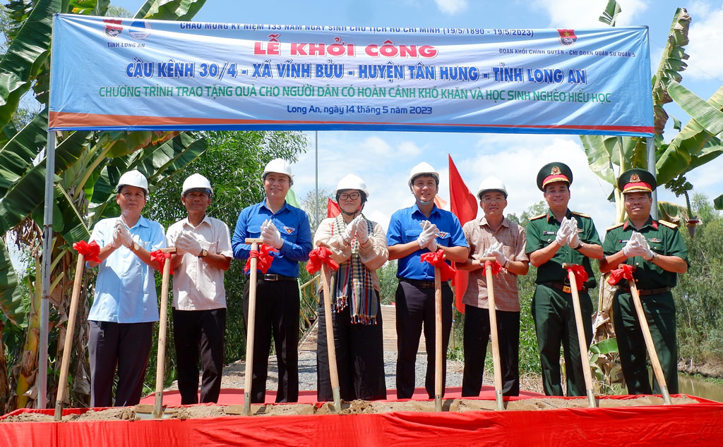Tuổi trẻ làm theo lời Bác, góp sức xây dựng quê hương