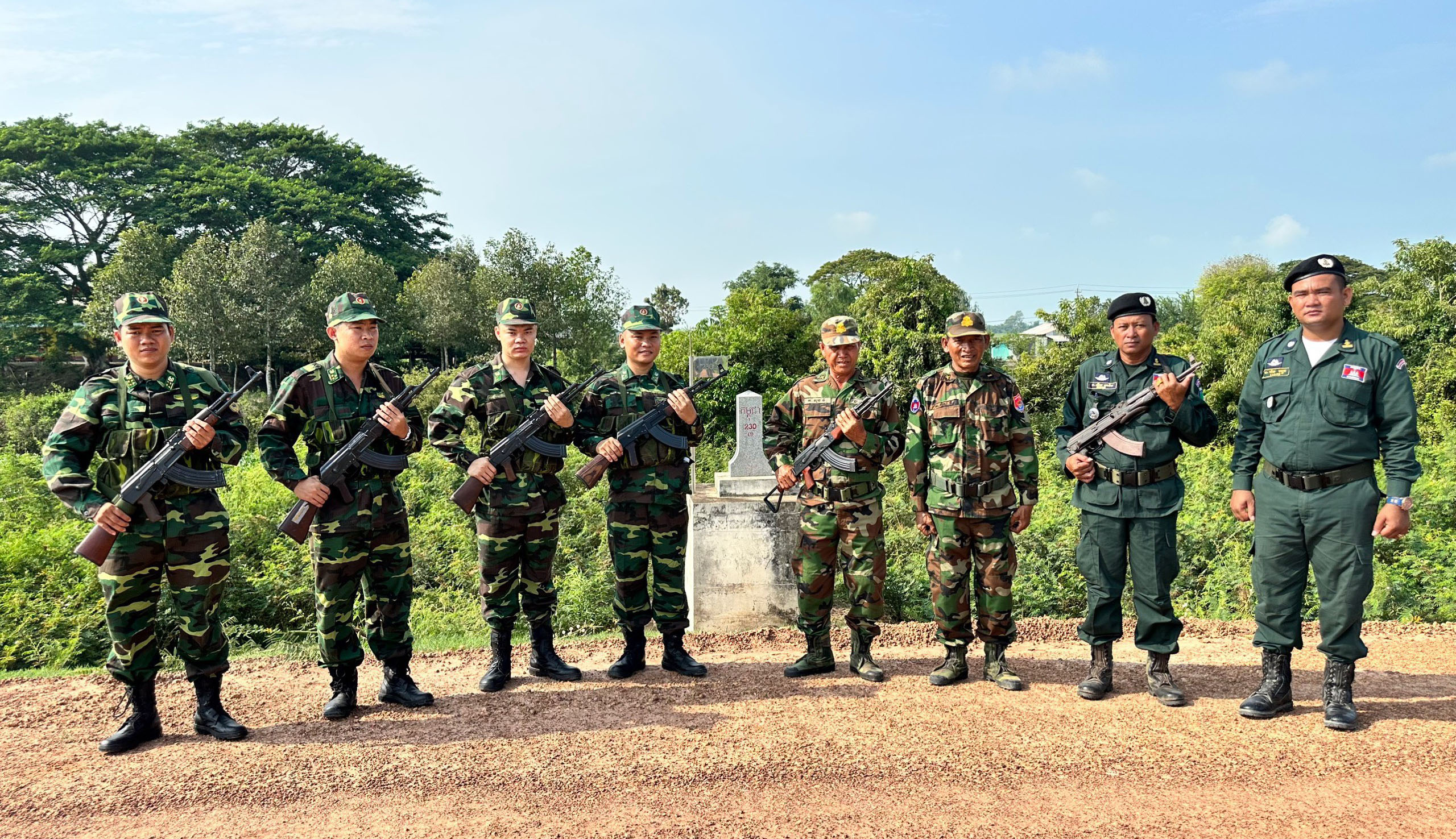 Tăng cường phòng, chống xuất, nhập cảnh trái phép, tội phạm mua, bán người (Bài cuối)