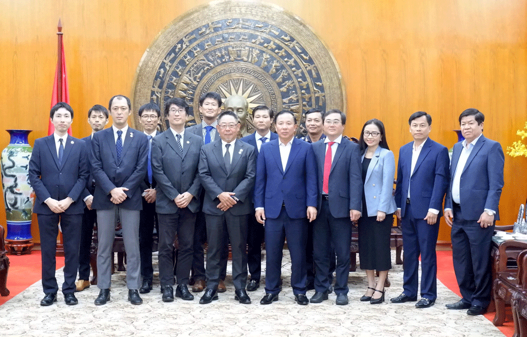 Provincial leader welcomes President of Japanese Business Association in Ho Chi Minh City