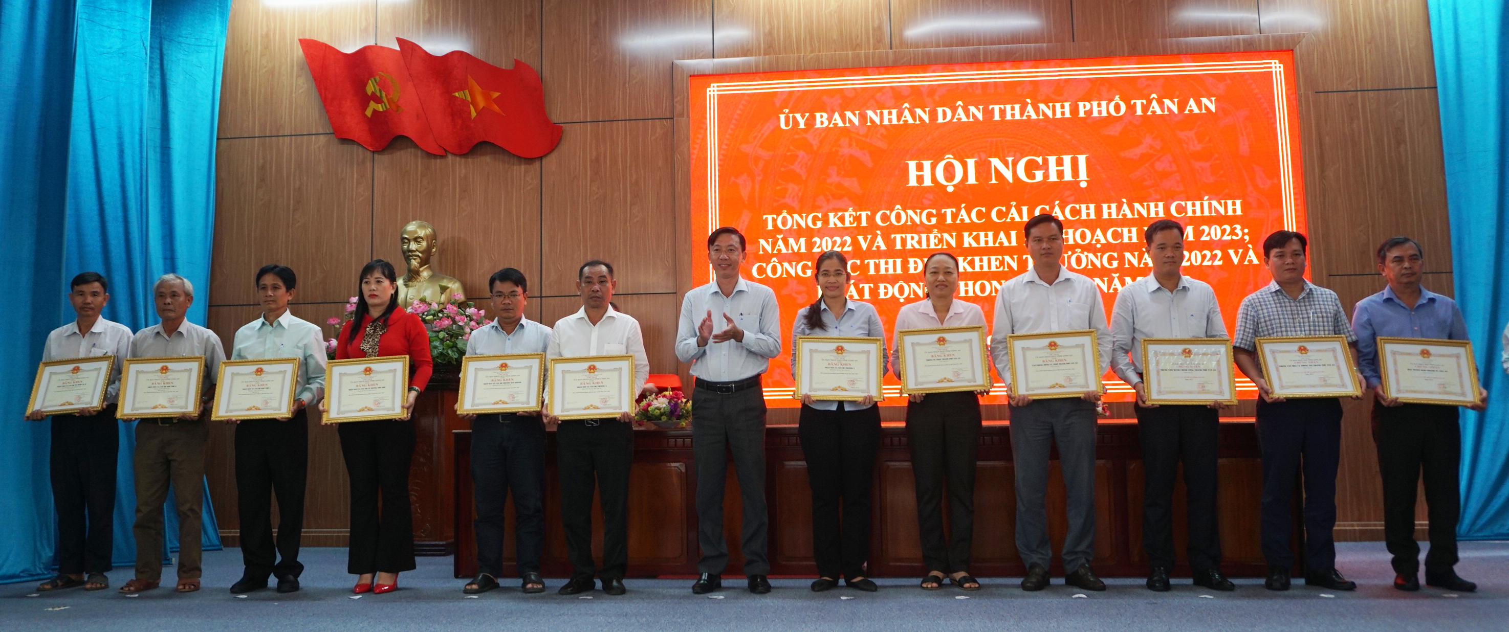 TP.Tân An tổng kết công tác cải cách hành chính và thi đua - khen thưởng