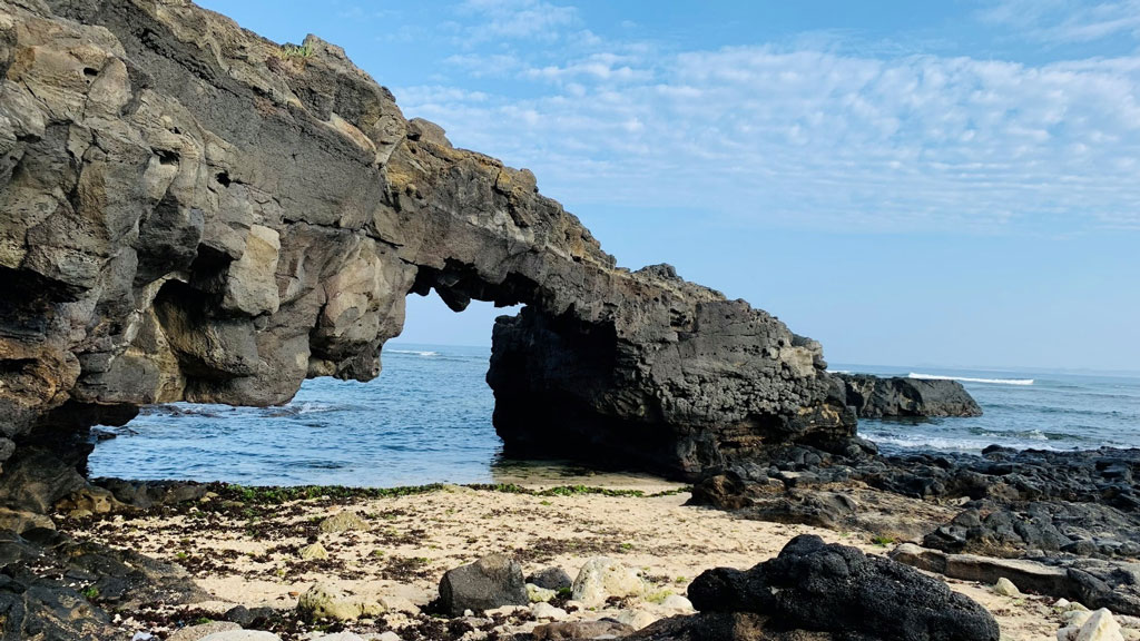 Tour Lý Sơn 2 ngày 1 đêm giá rẻ của DANAGO có gì?