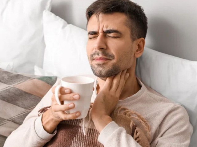 Vì sao cứ đến lúc ngủ là bị ngứa cổ họng?