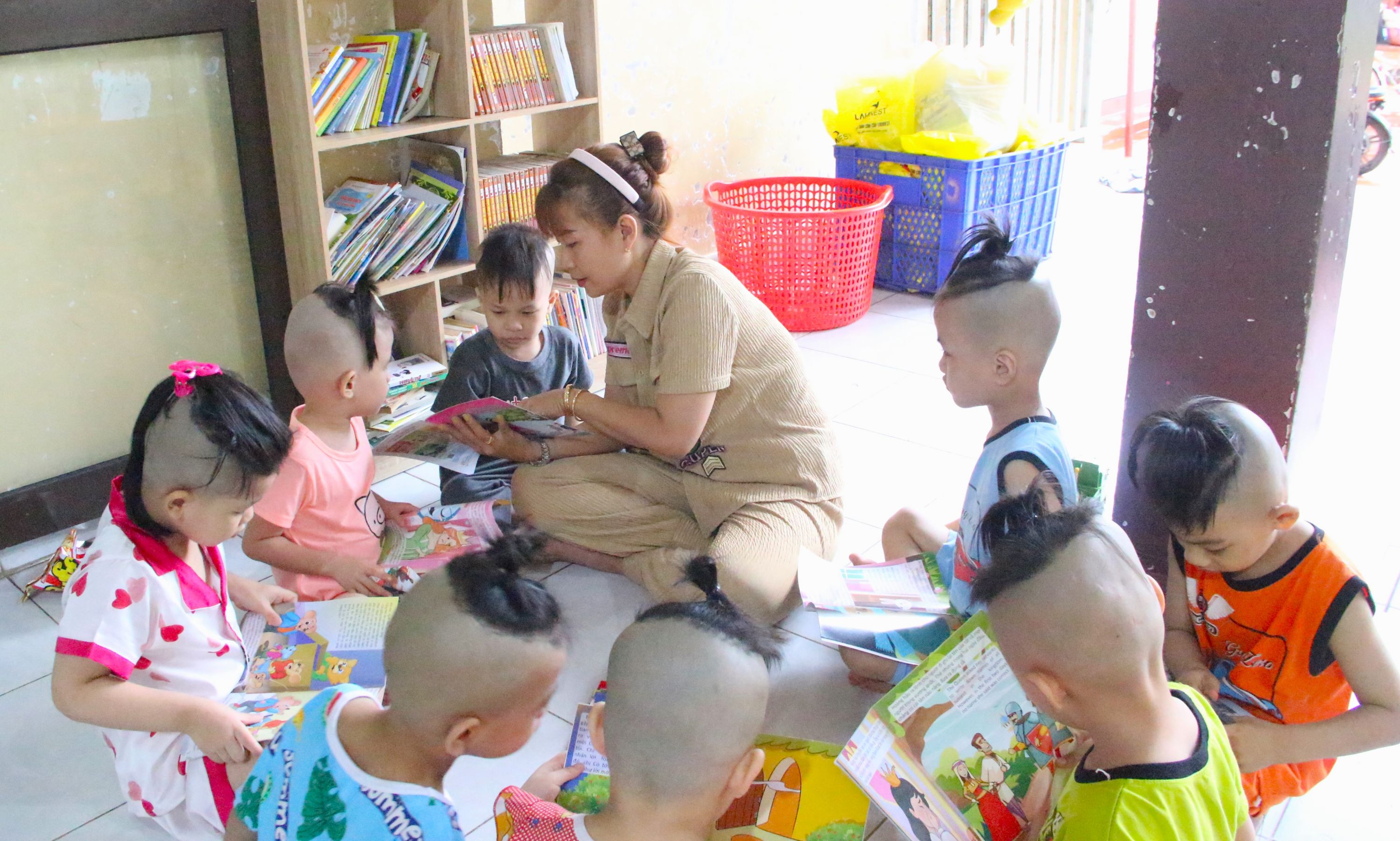 Chung tay chăm lo, bảo vệ trẻ em