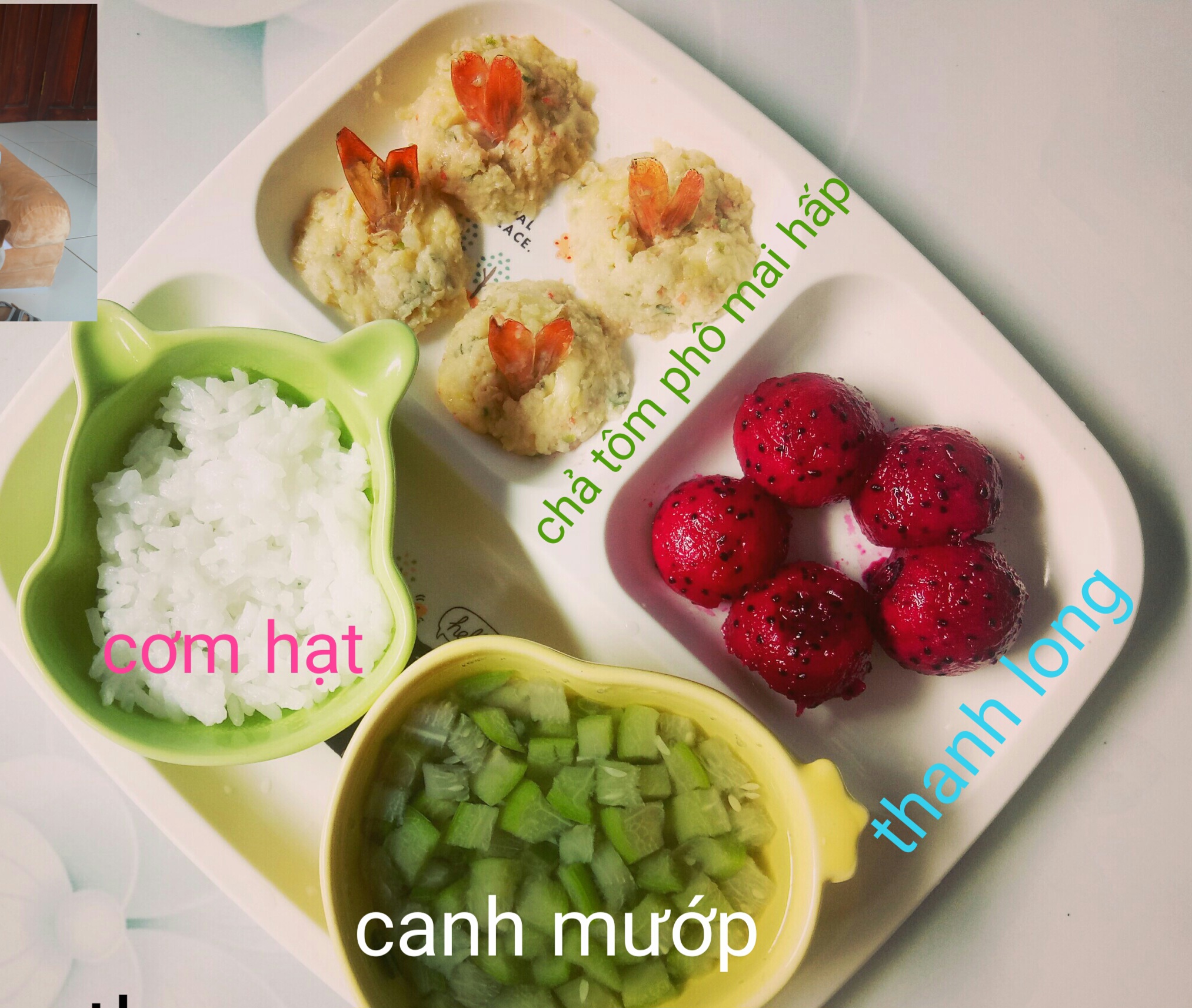 Chế độ ăn uống cân bằng giúp trẻ phát triển toàn diện