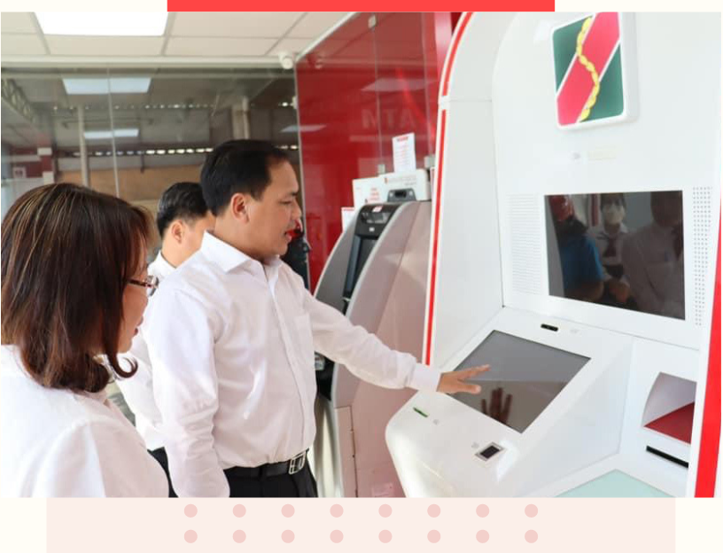 Agribank chi nhánh Đông Long An tăng cường chuyển đổi số, nâng cao chất lượng phục vụ khách hàng