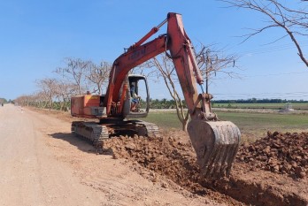 Tân Hưng: Niềm vui của người dân khi Đường tỉnh 819 sắp được láng nhựa Tân Hưng: Niềm vui của người dân khi Đường tỉnh 819 sắp được láng nhựa