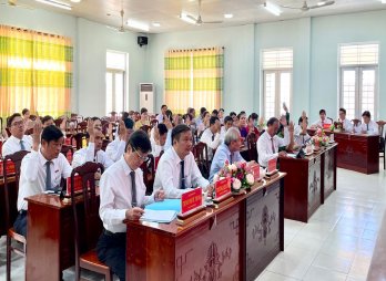 HĐND huyện Tân Trụ thông qua 11 nghị quyết quan trọng