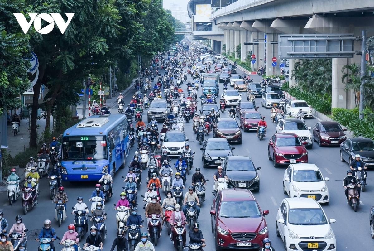 Trẻ dưới 10 tuổi sẽ không được ngồi ghế trước của ô tô?