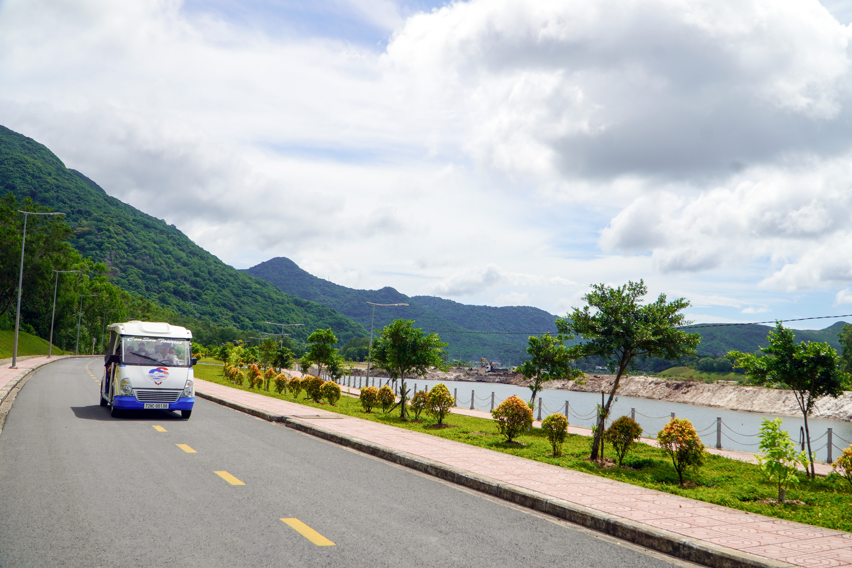 Tháng 7 về, Côn Đảo trọn nghĩa tri ân