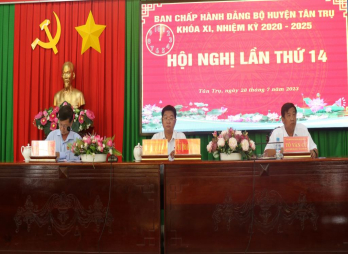 Tân Trụ: Tập trung các giải pháp thực hiện thắng lợi chỉ tiêu, nhiệm vụ Nghị quyết Huyện ủy năm 2023