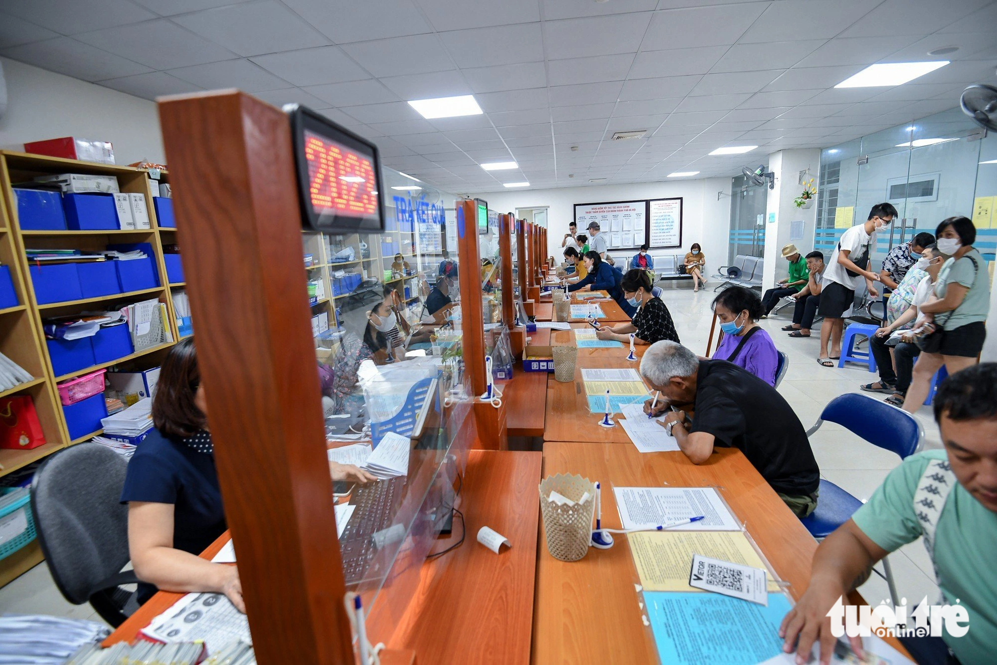 Chính phủ đề xuất hai phương án rút bảo hiểm xã hội một lần