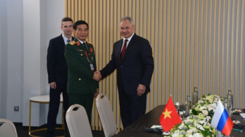 Việt Nam luôn coi trọng phát triển quan hệ Đối tác chiến lược toàn diện với Nga