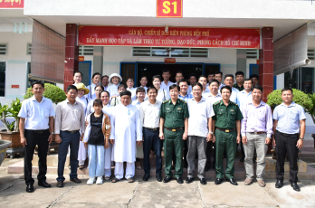 Tân Thạnh: Ấm lòng tuyến sau đỡ đầu tuyến trước