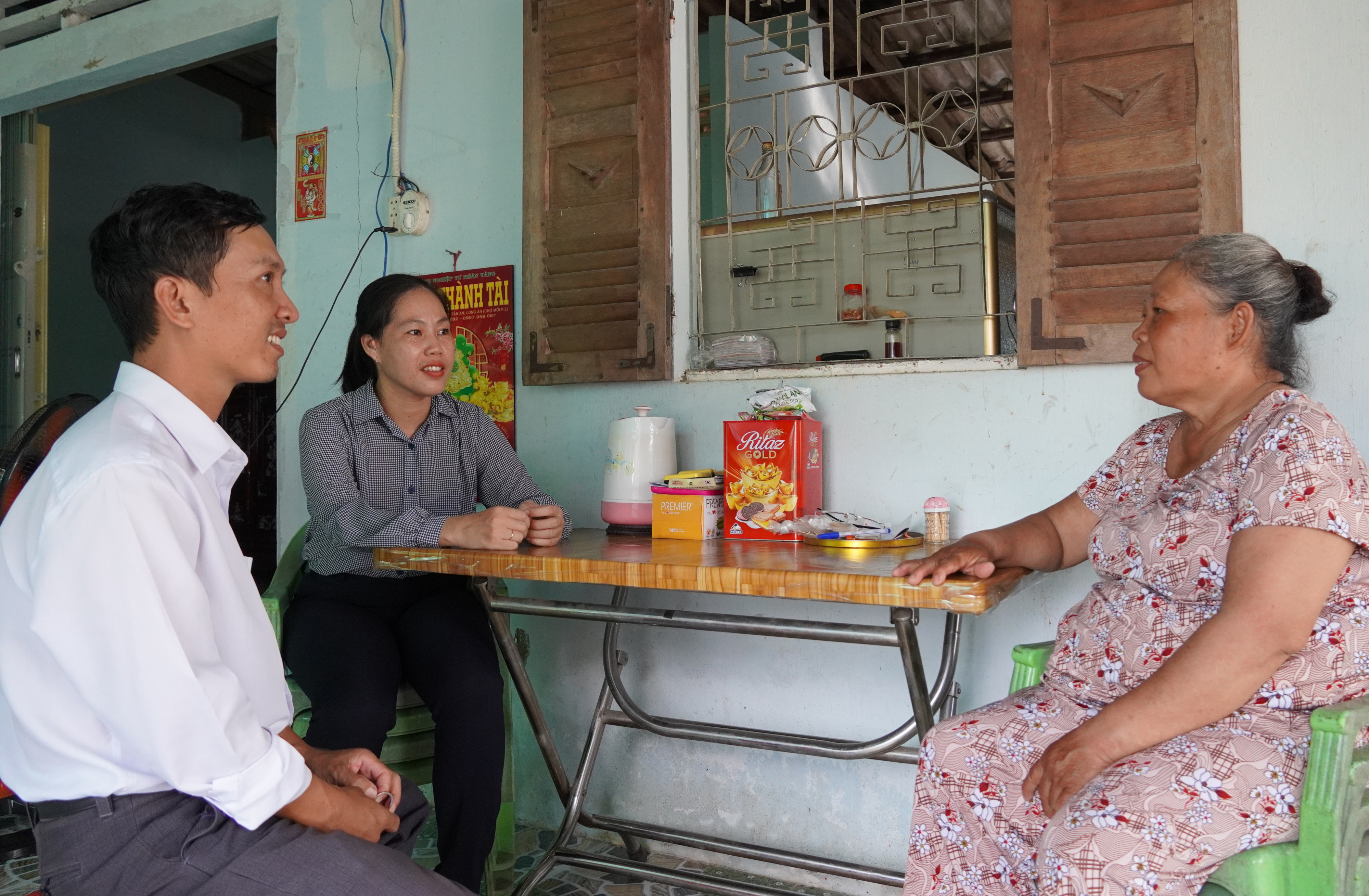 Nỗ lực tuyên truyền giảm nghèo về thông tin